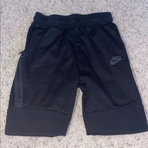Nike boys shorts